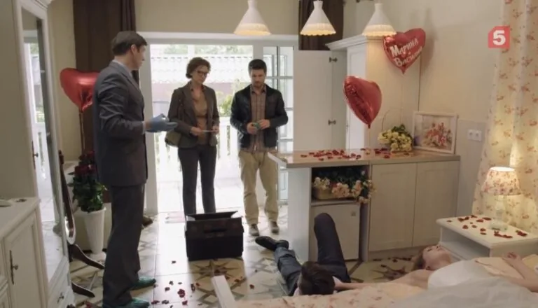 Картинка к «1 сезон 1 серия»