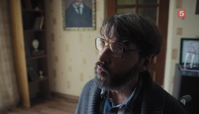 Момент из 25 серии 2 сезона