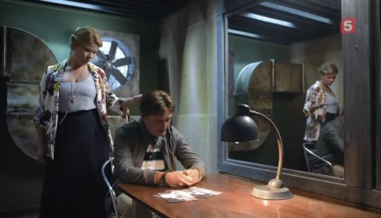 Момент из 27 серии 2 сезона