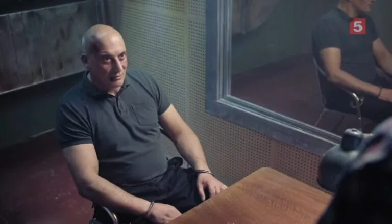 Момент из 24 серии 3 сезона