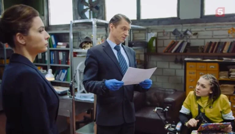 Момент из 29 серии 3 сезона