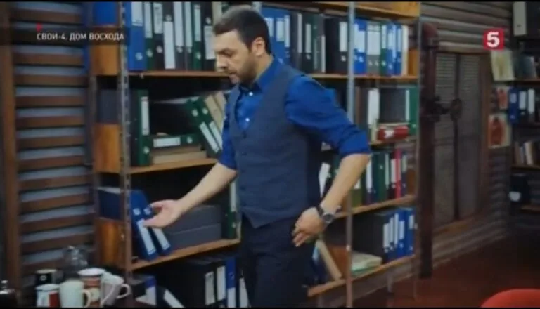 Момент из 11 серии 4 сезона