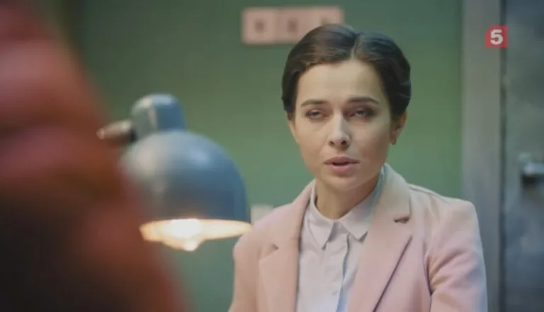 Момент из 33 серии 4 сезона