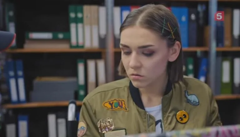 Момент из 39 серии 4 сезона