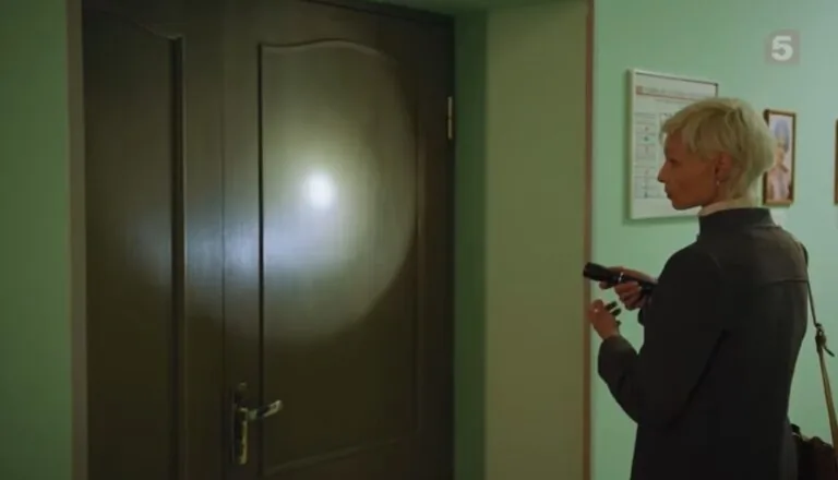 Момент из 23 серии 5 сезона