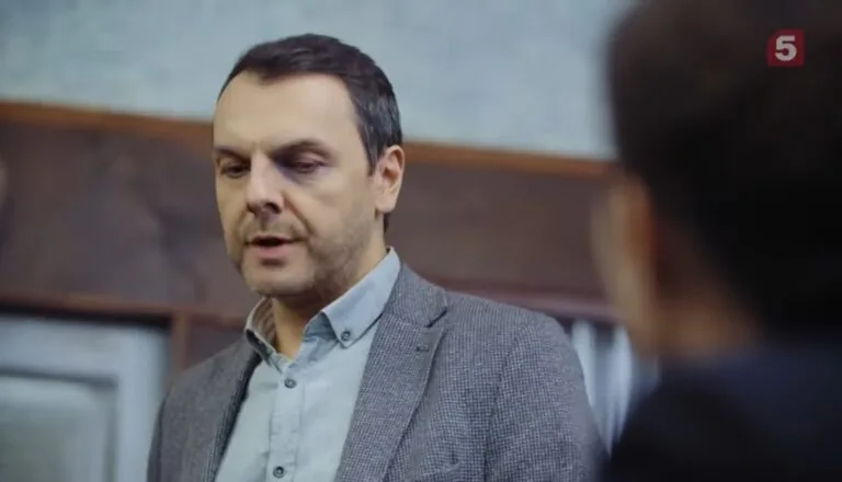 Момент из 24 серии 5 сезона