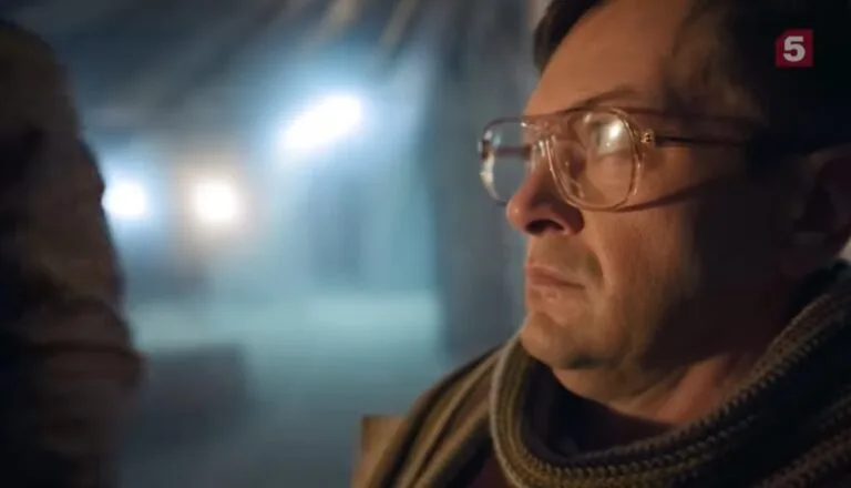 Момент из 33 серии 5 сезона