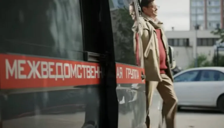 Момент из 23 серии 6 сезона