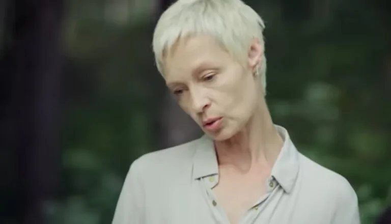 Момент из 6 серии 6 сезона